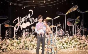 付辛博颖儿庆宝宝百日生 萌娃乳名曝光超可爱